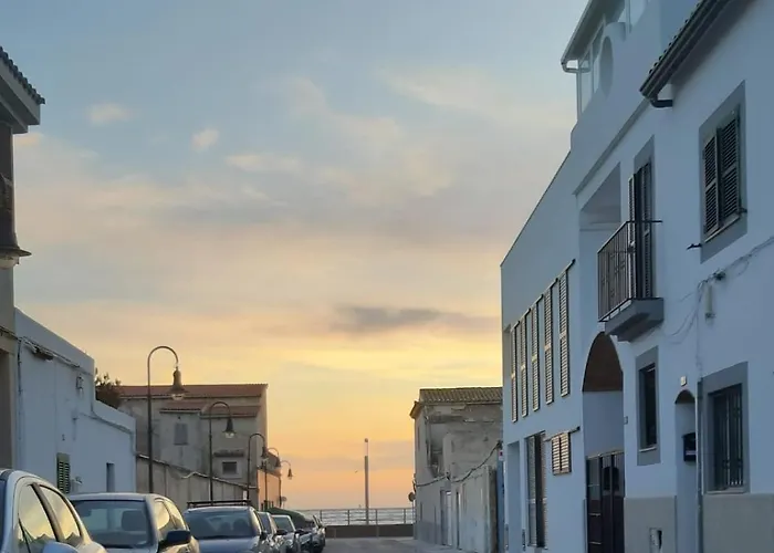 Preciosa Planta Baja A Pocos Metros De La Playa